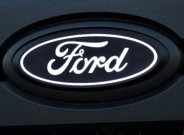 92601 – PUTCO Emblem, Licensed FORD Logo White LED Grille Black IP69K Rated Plug And Play
